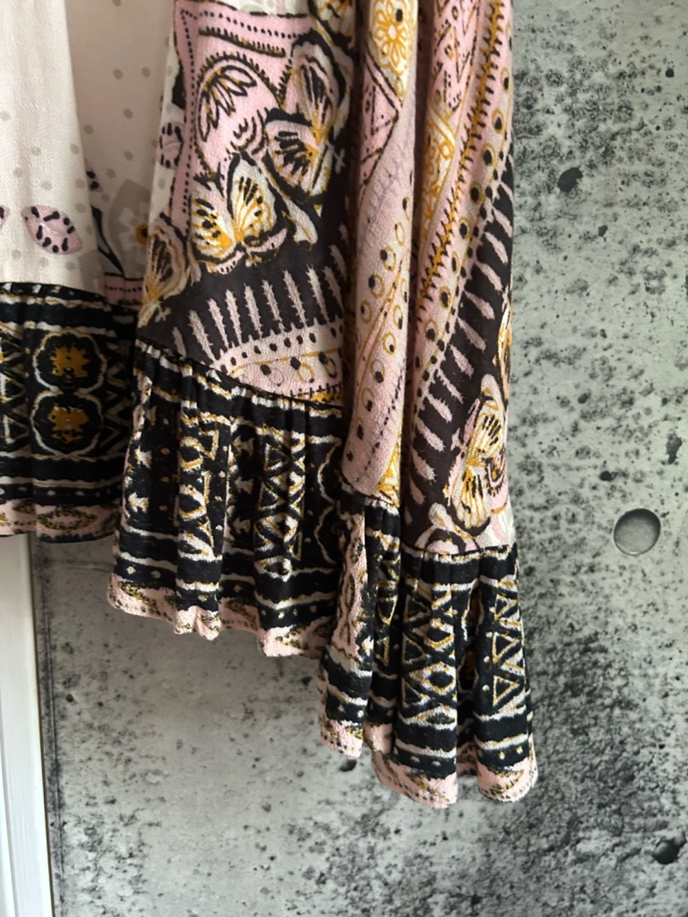 STUNNING  FREE PEOPLE Piece.   SAVE $100 - Picture 5 of 9